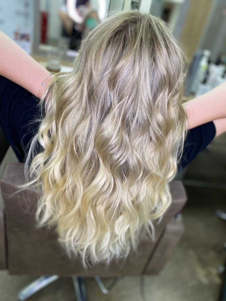 Blond12